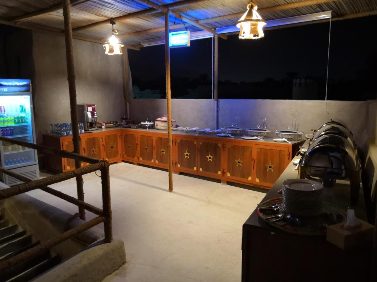 Antique Inn Назва Экстерьер фото